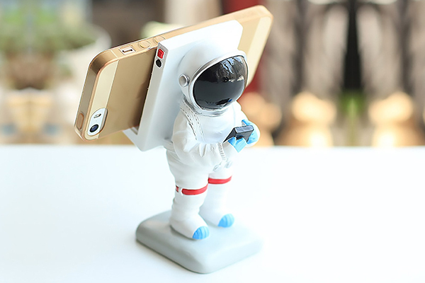 Astronaut-mobile-stand