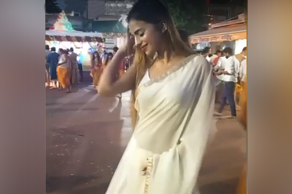 obscene dance in temple