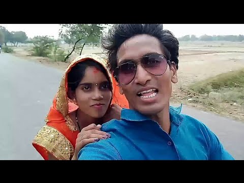 weird indian couple selfie