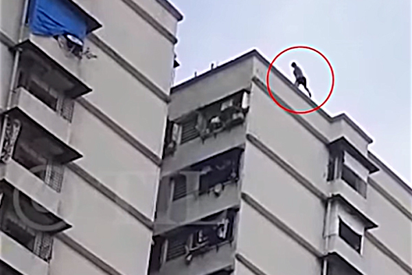 Mumbai Man terrace stunt