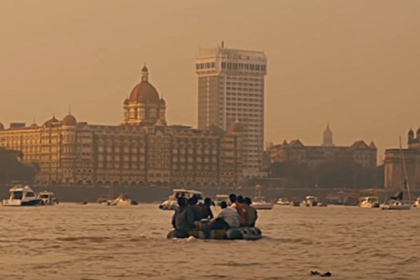 Hotel mumbai trailer