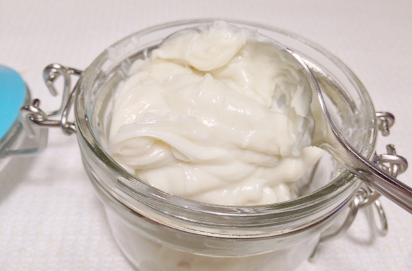 itchy skin home remedies shea butter 