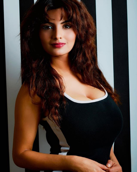 hot images of anveshi jain