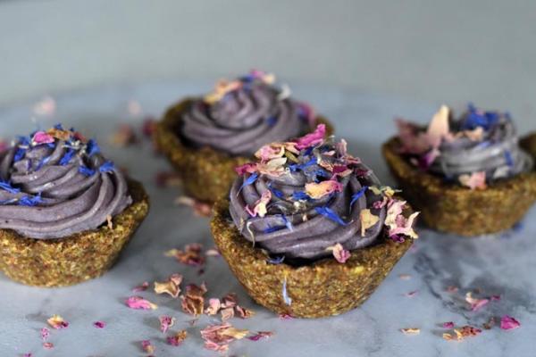 Edible flowers list with pictures