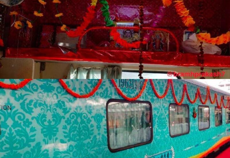Kashi-Mahakal Express Has A Dedicated Seat For God