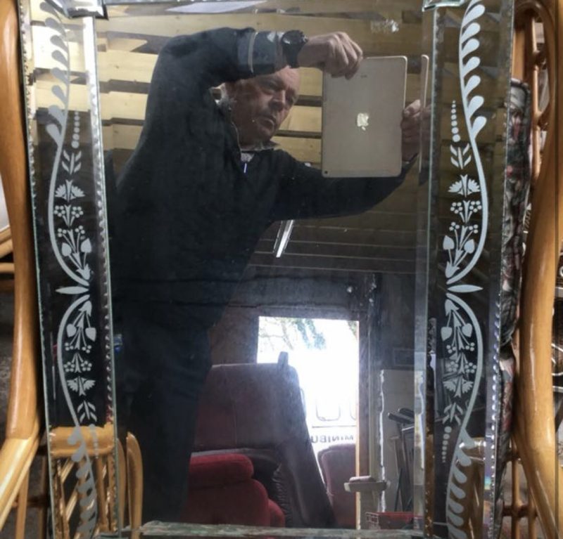 mirror selfies