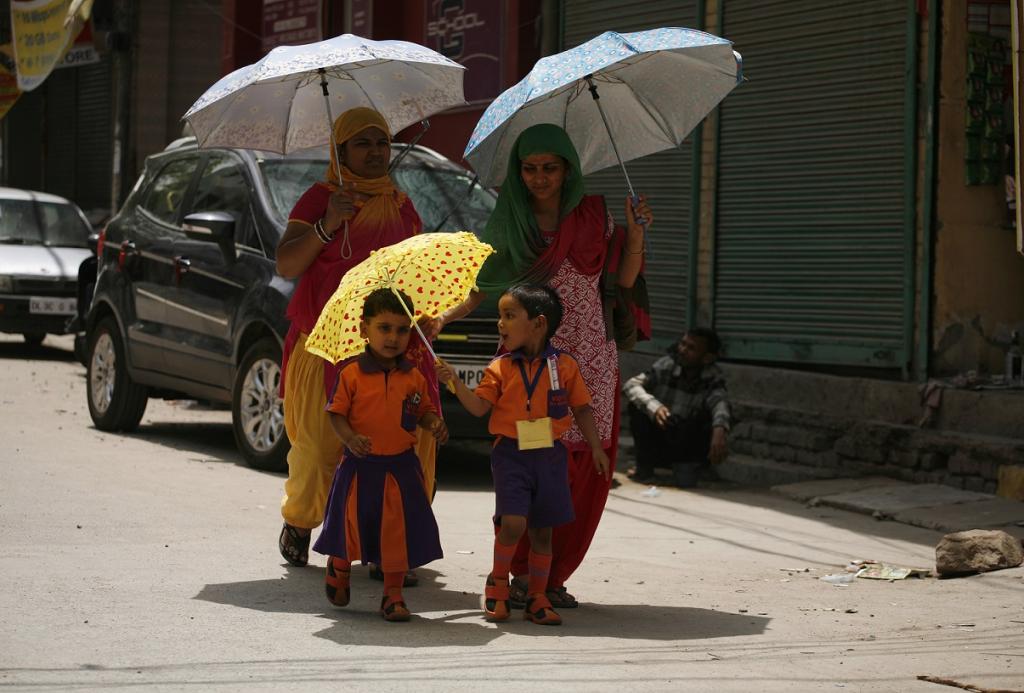 Terrible Heatwaves In India, Centre Issued New Guidelines For Schools