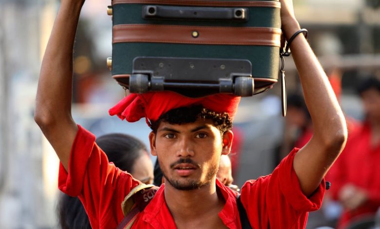 Indian Railway Will Charge Fine For Extra Luggage, Know How To Book