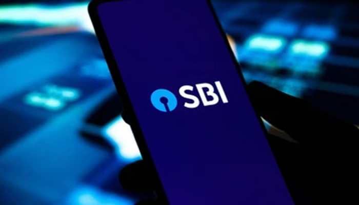 PIB Fact Check Alerts SBI Users for Fake Messages