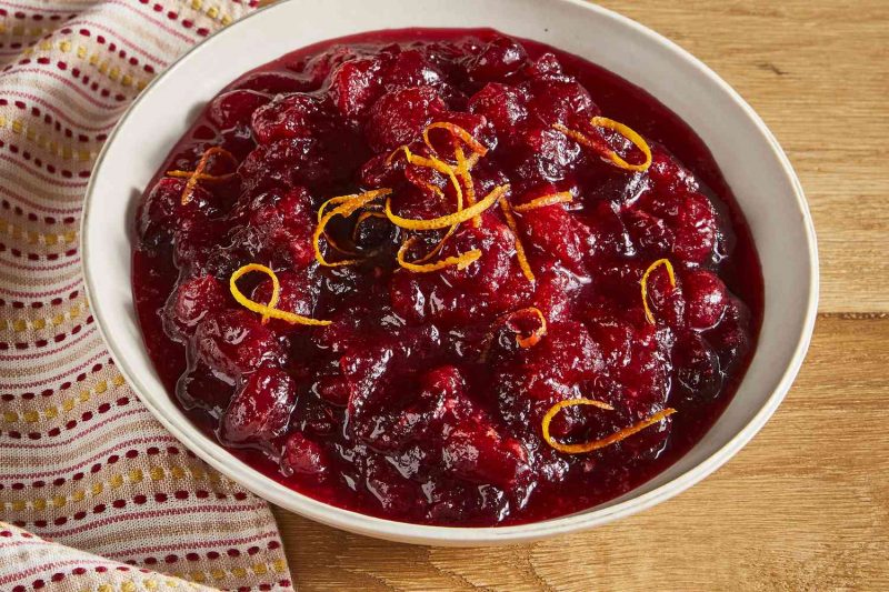 Cranberry Sauce: Christmas Dinner Menu Ideas for a Flavourful Dining Table