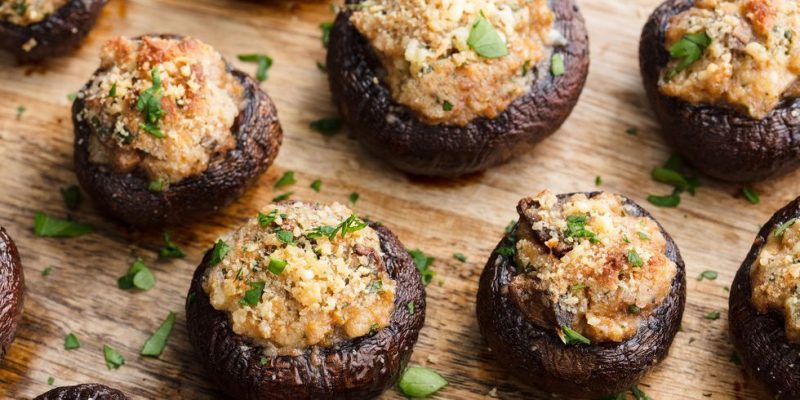 Easy Stuffed Mushrooms: Christmas Dinner Menu Ideas for a Flavourful Dining Table