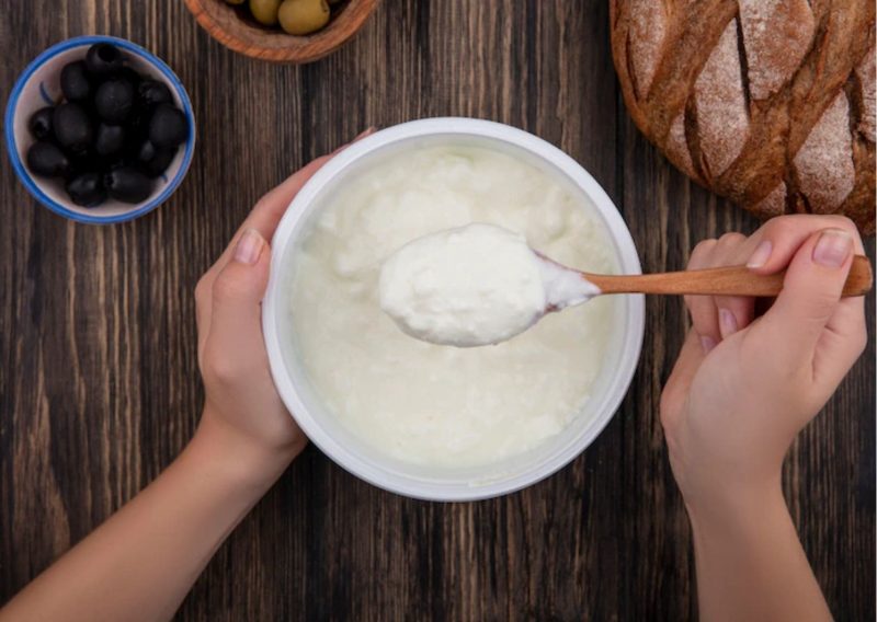 3 Natural Ways to Get Rid of Dandruff in your Hair: Curd