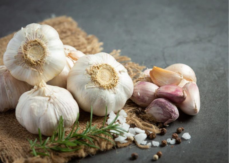 Superfoods to Maintain the Health of our Lungs in Cold Weather: Garlic