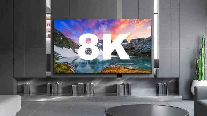 8K video