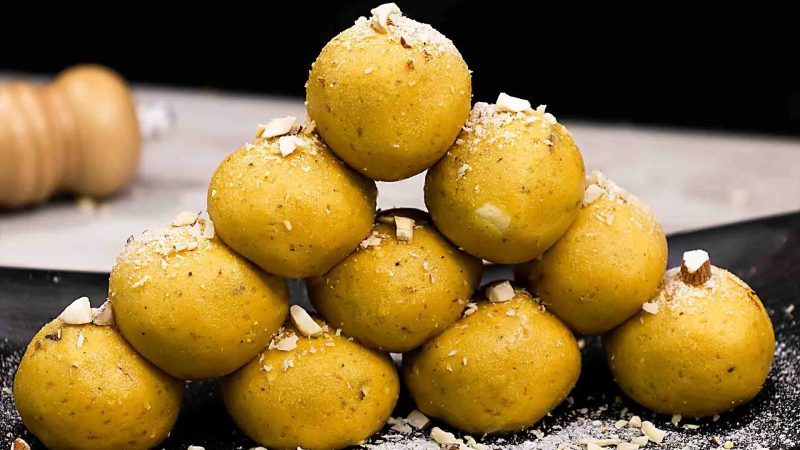 Besan Laddoo