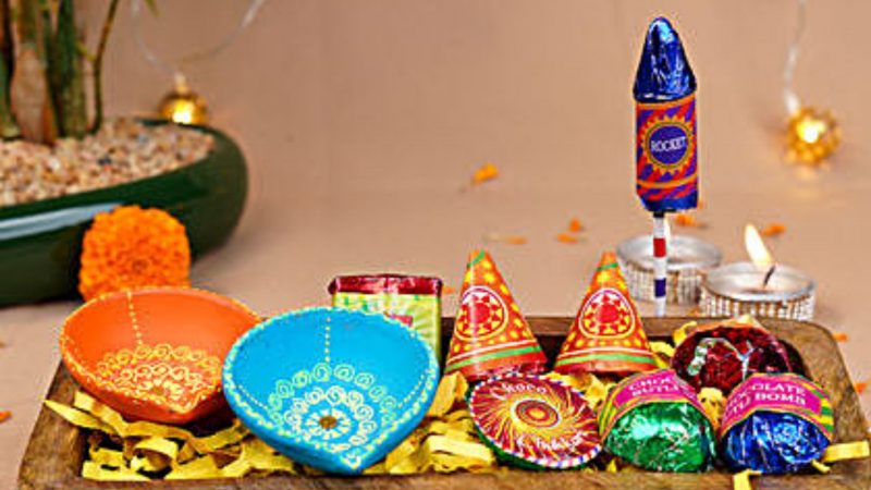 Diwali 2023: DIY Handcrafted Crafts