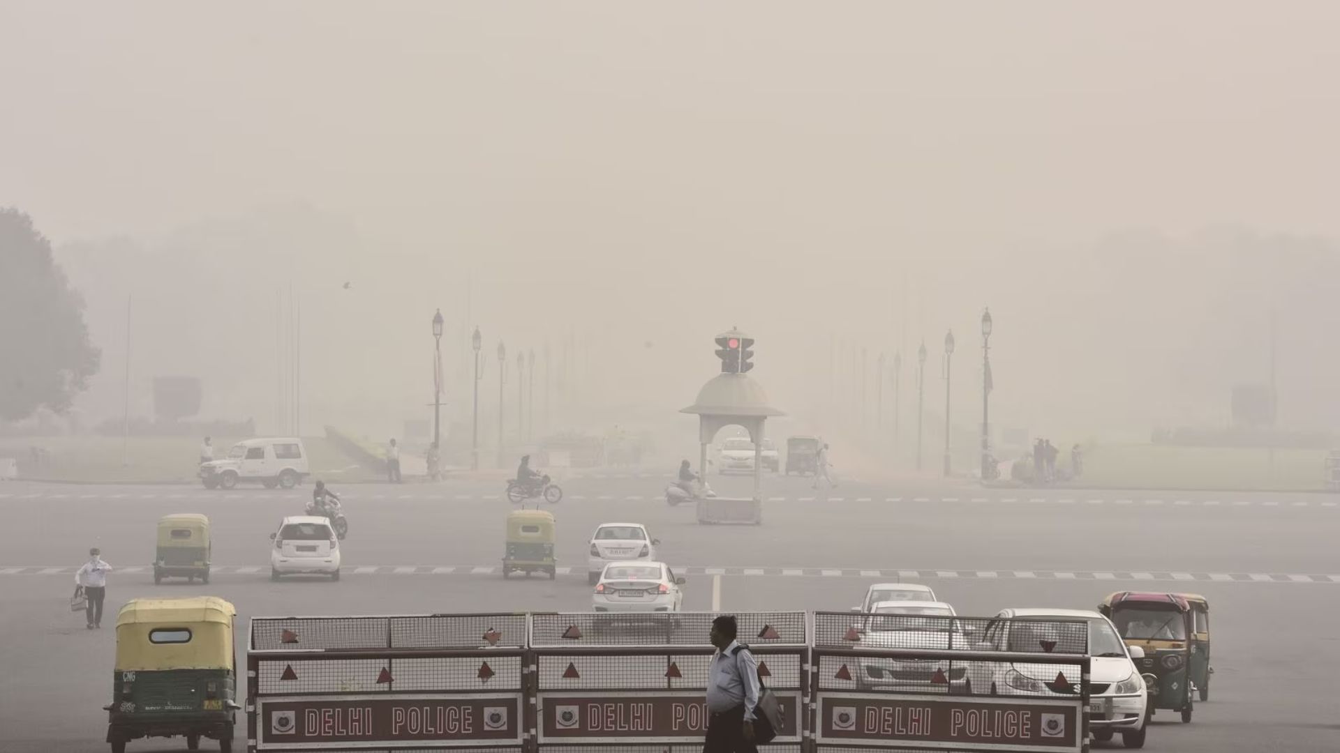 Delhi's Air Quality Hits 'Severe' Mark Once Again, Visibility Comes