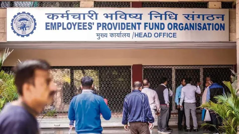EPFO Sents Our 32,951 Demand Letters Seeking ₹1,974 Cr from Higher Pension Applicants