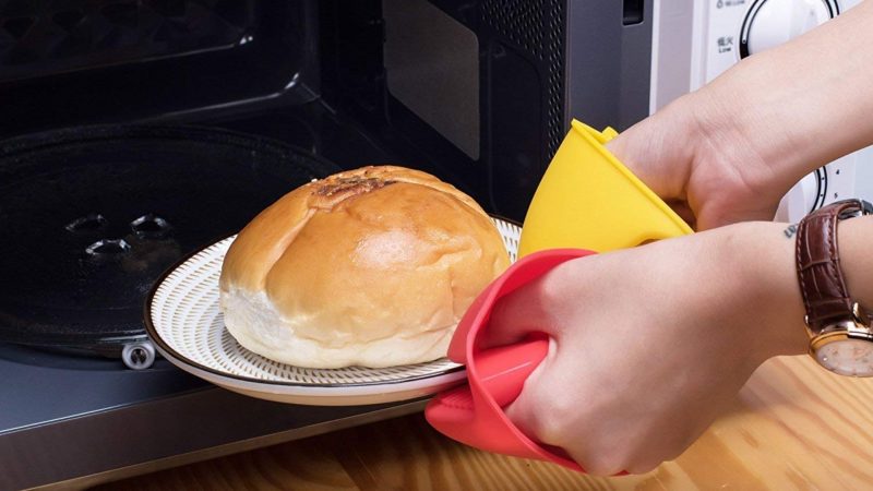 Magnetic Oven Gloves