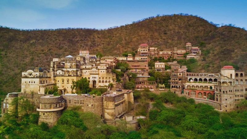 Neemrana Fort: Luxury and Heritage Collide in Neemrana