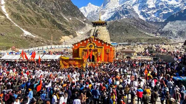 Offline Char Dham Yatra Registration Stopped Due to Excessive Crowds and Traffic