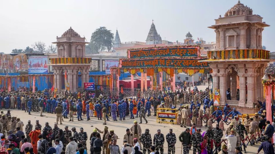 Paytm Introduces Cashback Promotions for Bus and Flight Bookings to Explore Ayodhya's Ram Mandir