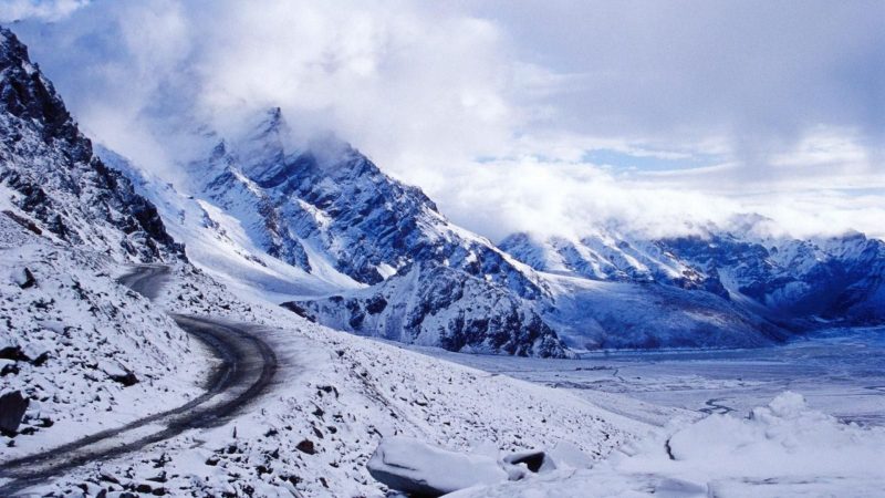 Rohtang Pass is called Valley of Death