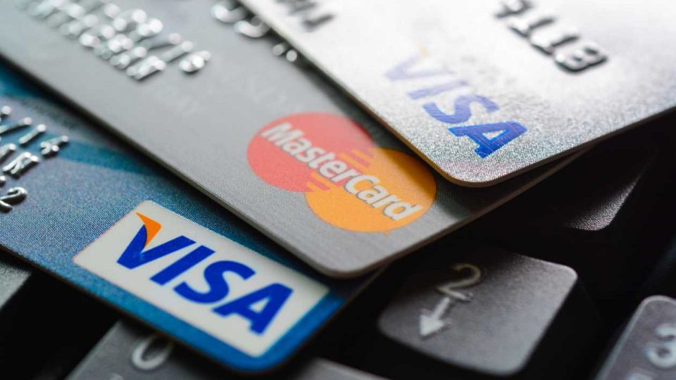 Types of Credit Cards, Their Benefits and Perks