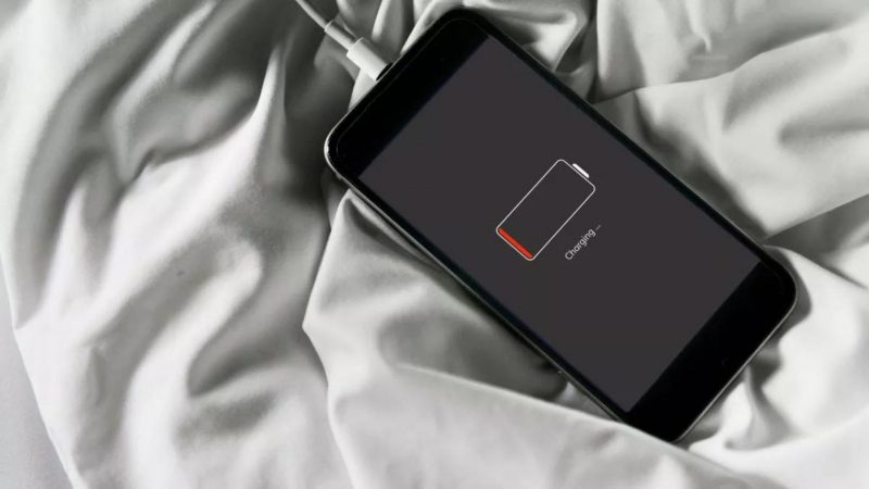 Why is Apple Warning People to Not Sleep Close to iPhones While Charging